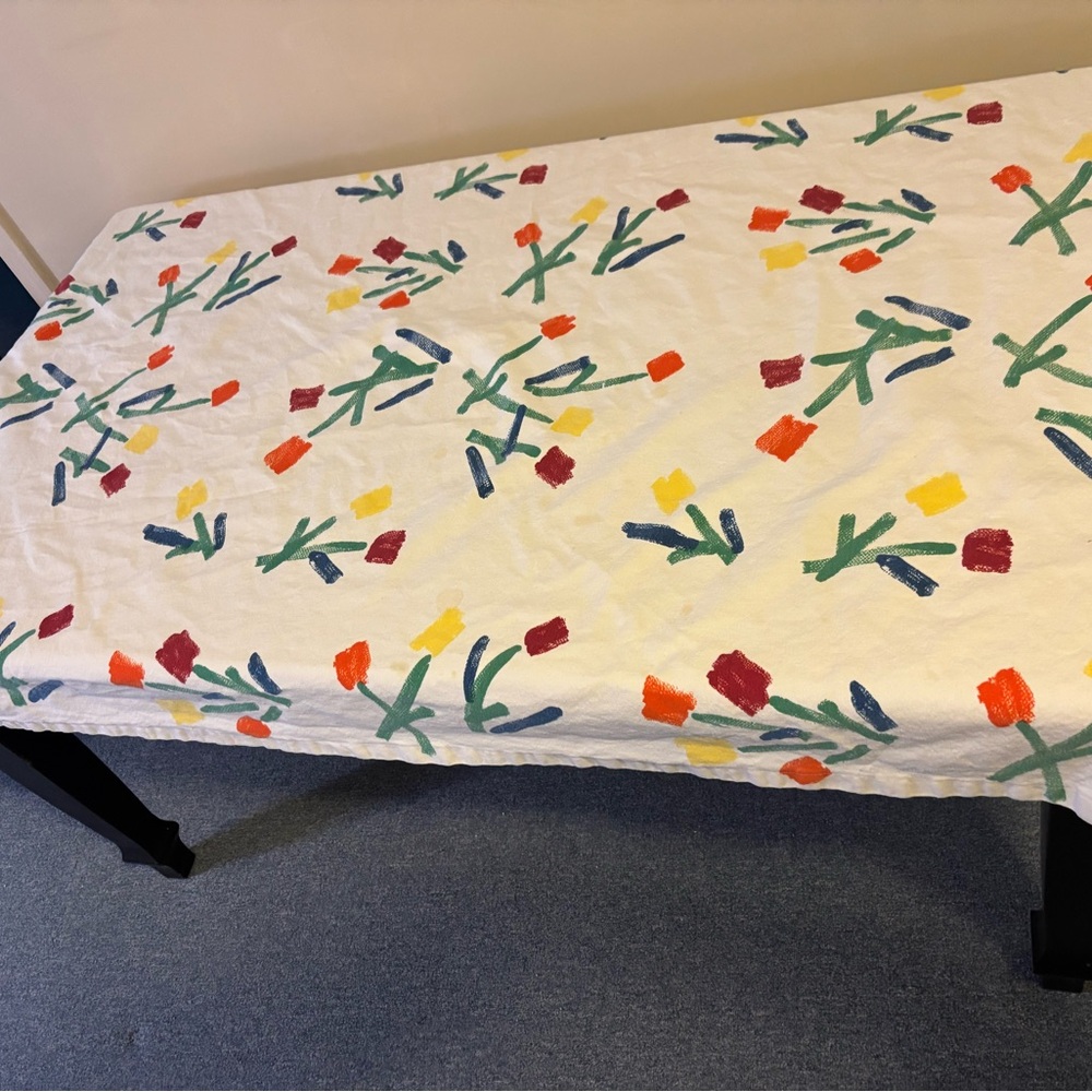 Vintage David Rothschild Co Teflon Tulip Flower Tablecloth Read